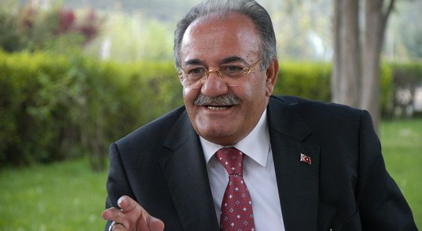 AKP'li vekile Twitter engeli