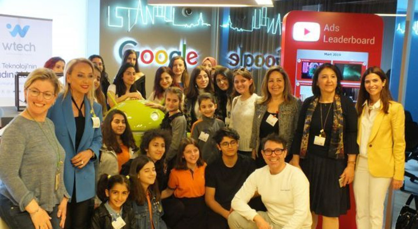 Teknolojide Kadın Derneği, Bilişimde Kızlar Günü’nü kutladı!