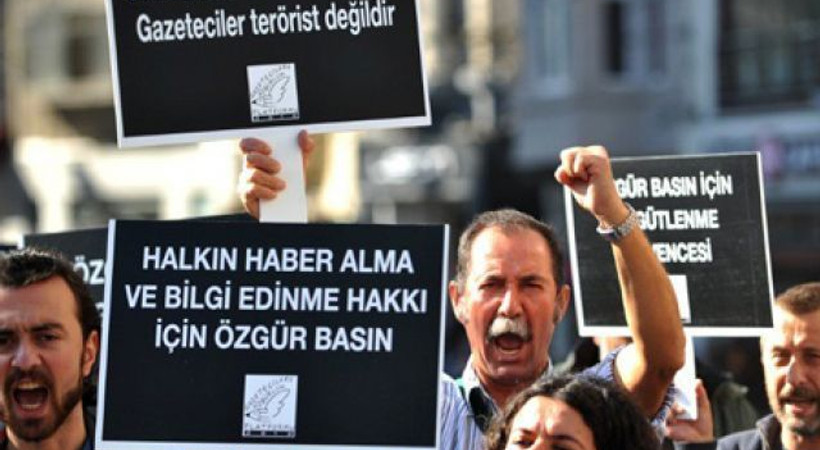 Tutuklu gazeteciler için 24 saat canlı yayın protestosu