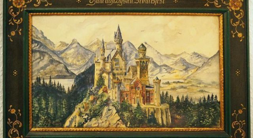 Hitler'in suluboya tabloları rekor fiyata satıldı