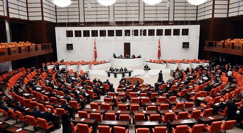 Bir gazeteci daha HDP'den siyasete giriyor
