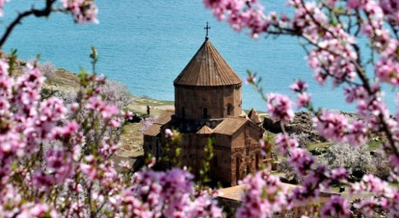Akdamar'ın UNESCO süreci başlatıldı