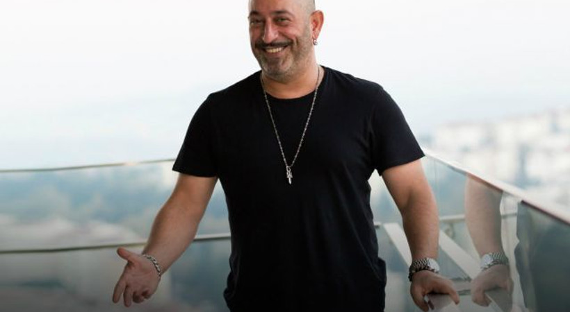 Cem Yılmaz'dan büyük sürpriz!