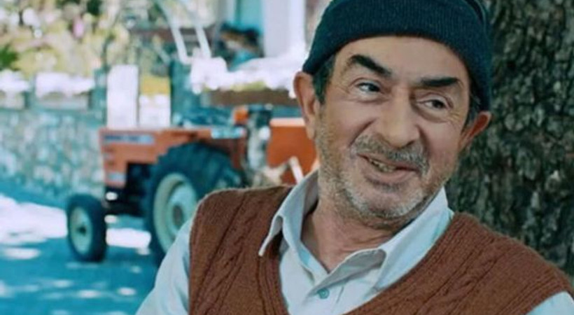 Ödülünü usta oyuncu Turan Özdemir'e adadı!