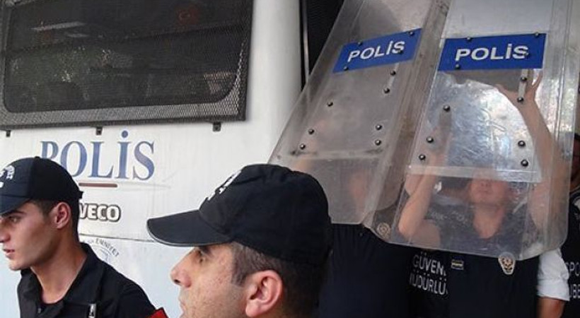 Çevik Kuvvet'ten basın mensuplarına engel!