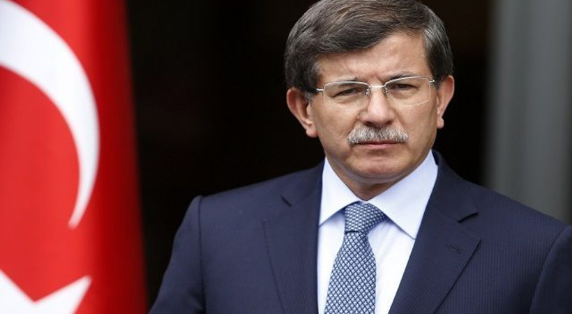 Davutoğlu, Twitter'da 'irtibat halindeyiz' açıklaması yaptı, 24 saat geçmeden rehin alındılar