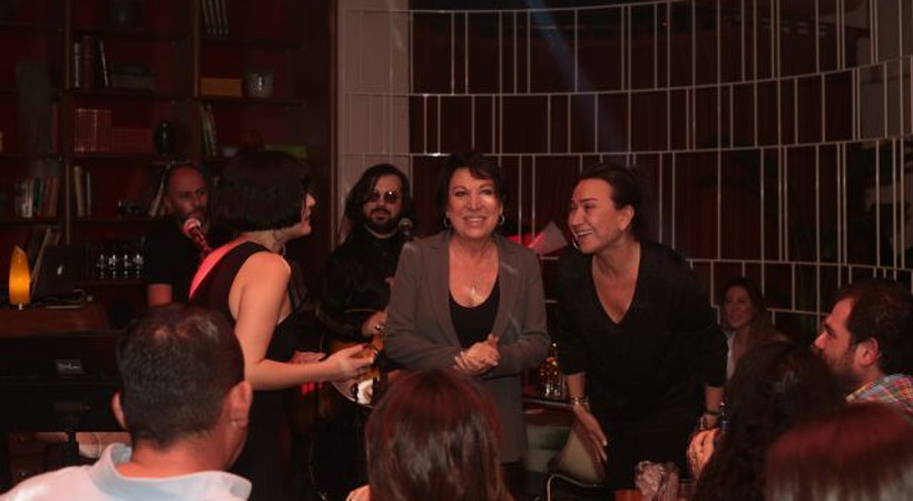 Gonca Vuslateri, Vor Kleın’da Demet Akbağ ve Oya Başar’ı ağırladı