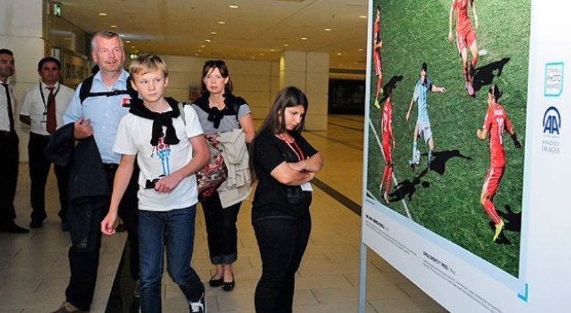 Anadolu Ajansı'nın sergisi Antalya'da açıldı