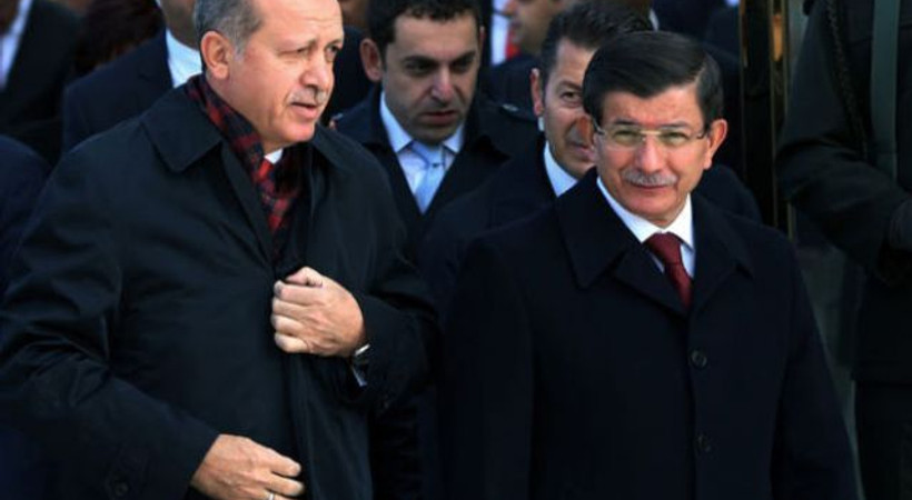 Erdoğan'dan Davutoğlu'na tebrik tweeti