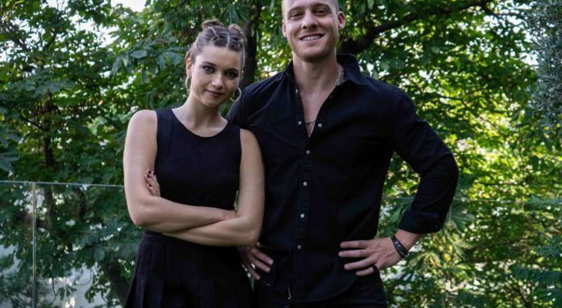 Kerem Bürsin ve Afra Saraçoğlu, İyi Oyun'da bir araya geldi!