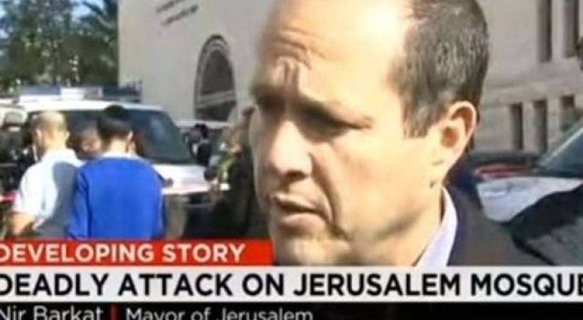 CNN'den tarihi hata! Kanal, sinagog yerine cami ifadesini kullandı