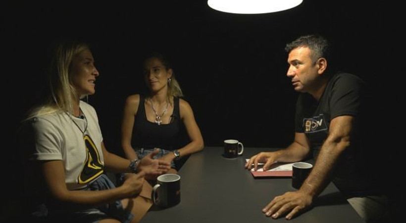 Survivor'ın ikizleri Sorgu Odası'na konuk oldular
