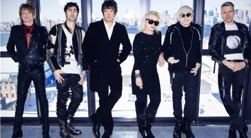 Blondie Eylülde İstanbul'da