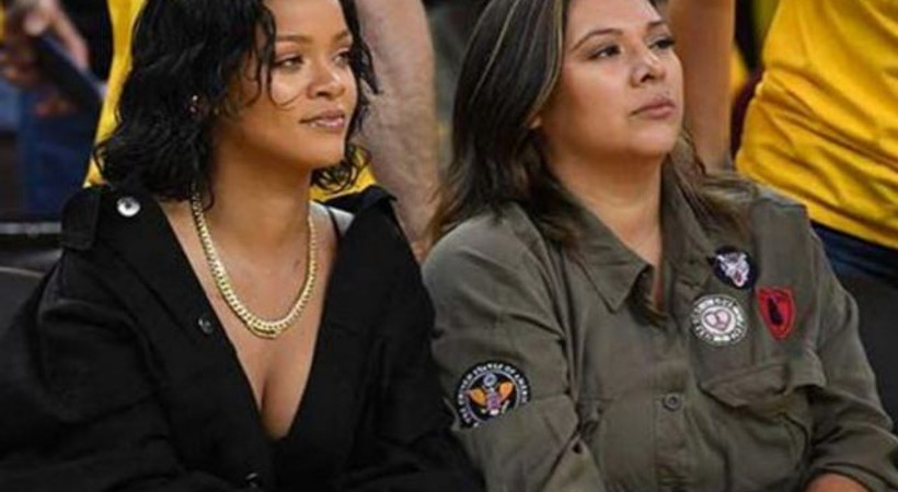 Rihanna yerinde duramadı!