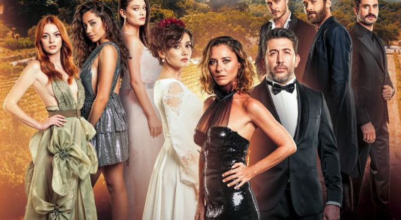 Sevgili Geçmiş dizisinin MIPCOM afişi yayınlandı!