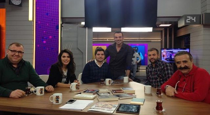 Oyunculardan yönetmene canlı yayında sürpriz!