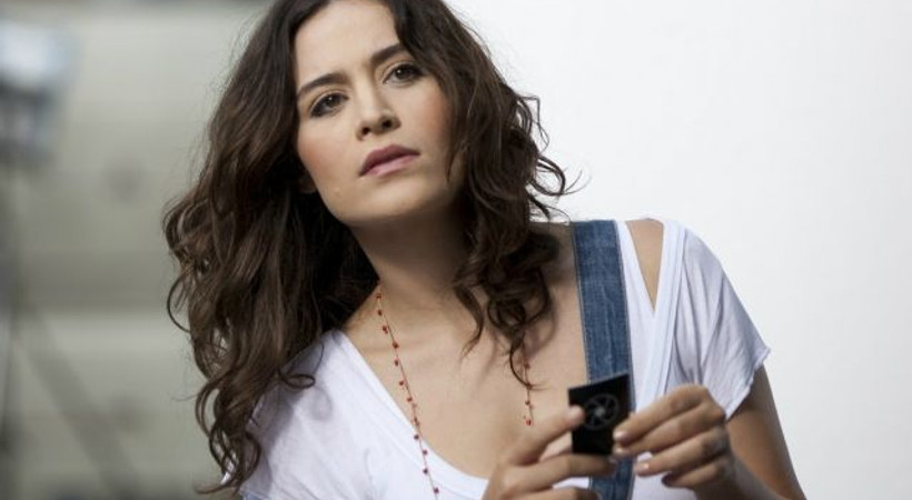 Belçim Bilgin film setlerine hangi duygusal projeyle dönüyor?