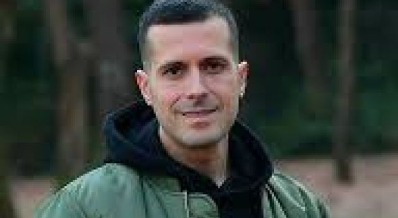 Son dakika! Orhan Gencebay'ın oğlu bıçaklı saldırıya uğradı!