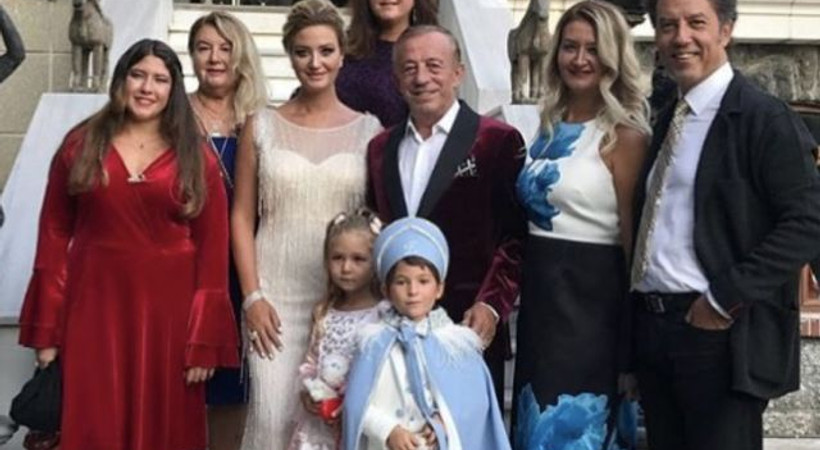 Oğlunun sünneti için kesenin ağzını açtı!
