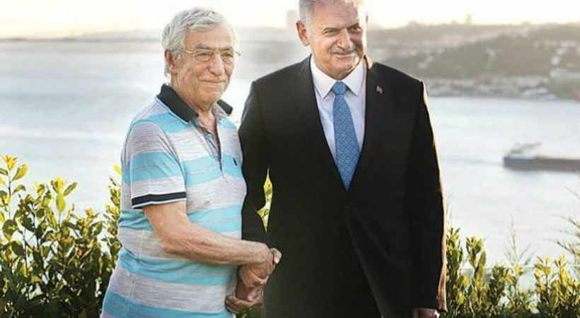 'Erdal arkadaş, Başbakan'ın önüne pijamayla çıkılır mı?'