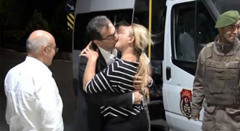 O fotoğraftaki CHP'li vekil konuştu: Dünya mı yıkıldı?