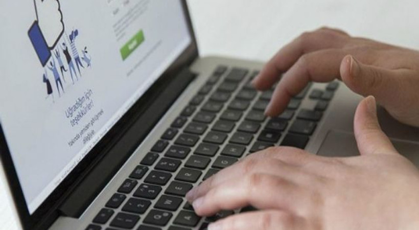 Facebook'tan 'habercilik' projesi