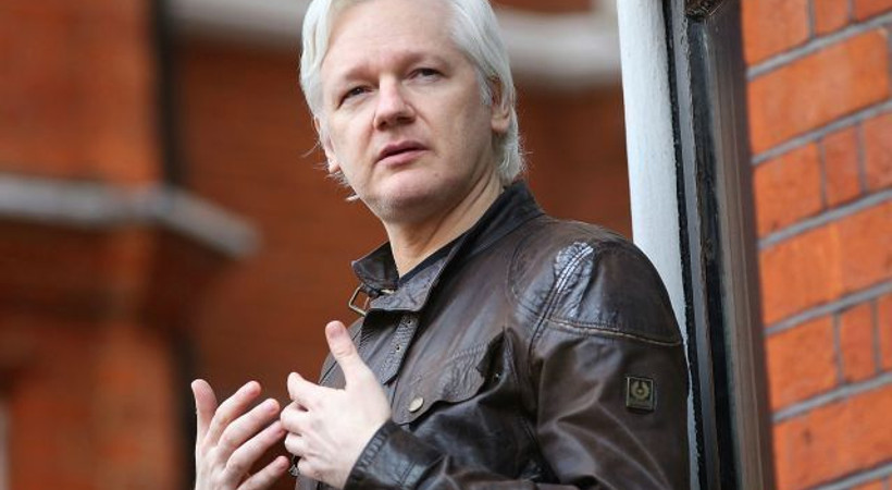Wikileaks'in kurucusu Julian Assange gözaltına alındı!