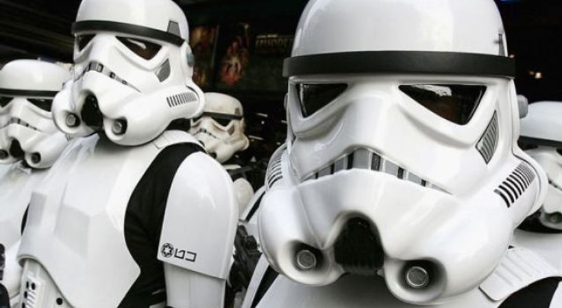 Rus valinin yemin töreninde Star Wars jenerik müziği çalındı