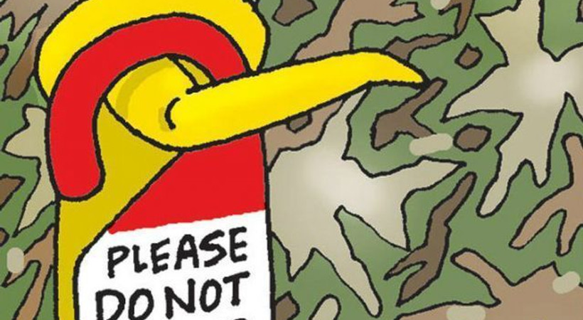 Hürriyet karikatüristinden kamauflajlı karikatür: Lütfen rahatsız etmeyiniz!