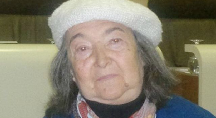 Ödüllü şair ve besteci Şadiye Özkır Türker hayatını kaybetti!
