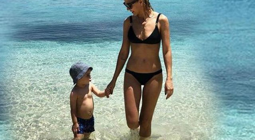 Ece Erken 'sansür' iddiasına kızdı, bikinili pozunu paylaştı!