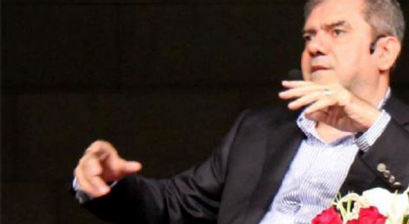 Yılmaz Özdil: 'Bu aralar Başbakan beni çok seviyor'