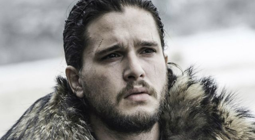 Game of Thrones eleştirilerine 'Jon Snow'dan küfürlü yanıt!