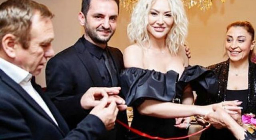 'Yüzüklerimizi taktık'