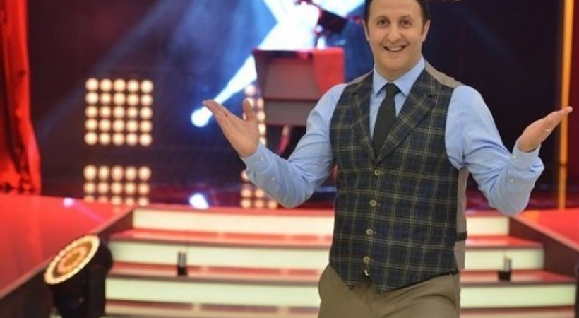 İlker Ayrık, yarışmacılarıyla önce maç izledi sonra iftar yaptı