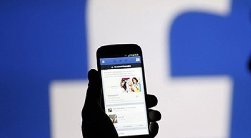 Hükümet Facebook'u uyardı!