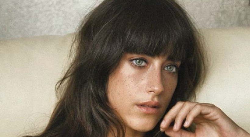 Hazal Kaya Hollywood yolunda!