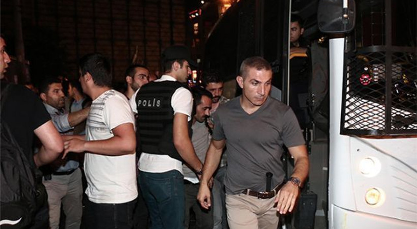 Grup Yorum üyeleri gözaltına alındı!