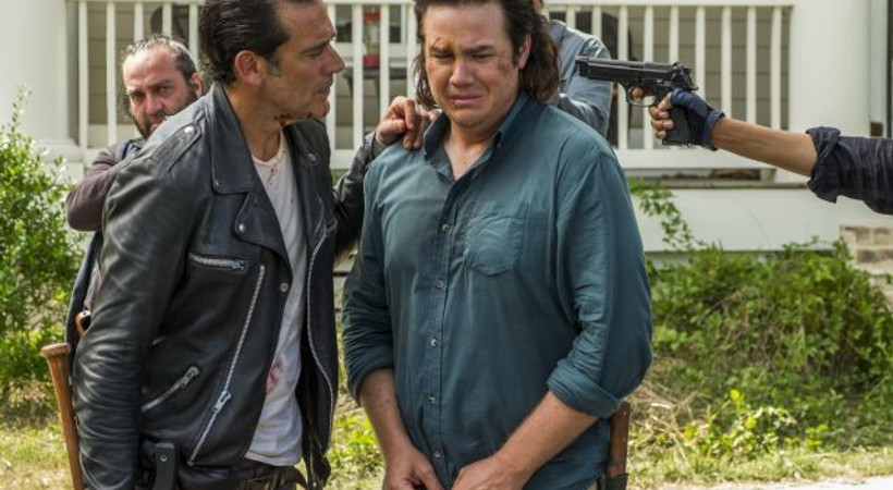 Kim daha zalim zombiler mi? İnsanlar mı? The Walking Dead'en Türkiye'ye özel açıklama
