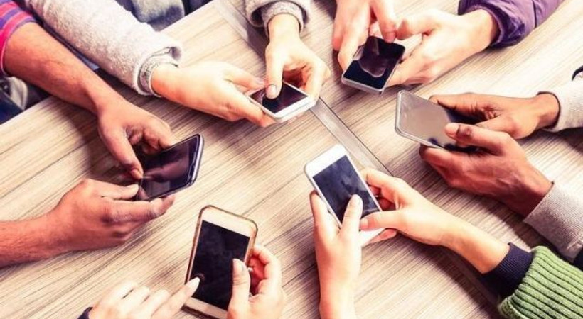 Yurt dışından getirilen telefonların kayıt ücreti arttı