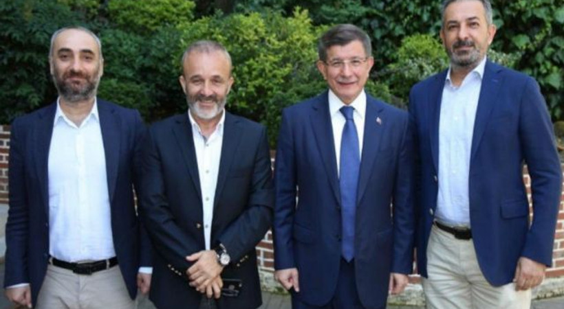 Sputnik’ten açıklama: Oğhan’ı Davutoğlu yayını için uyardık