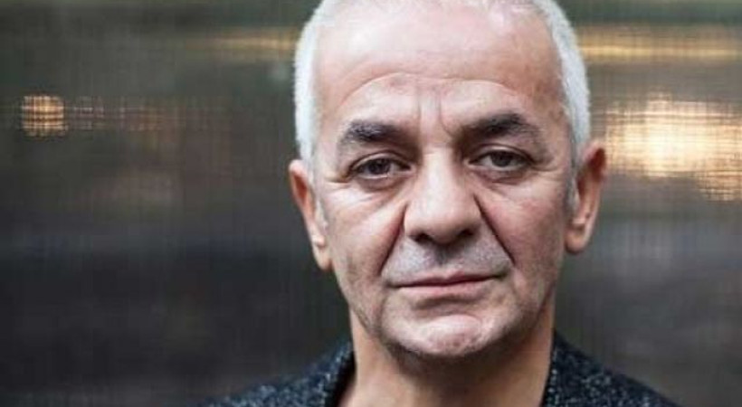 Zafer Algöz, yolda bulduğu mücevher dolu çantayı sahibine teslim etti!