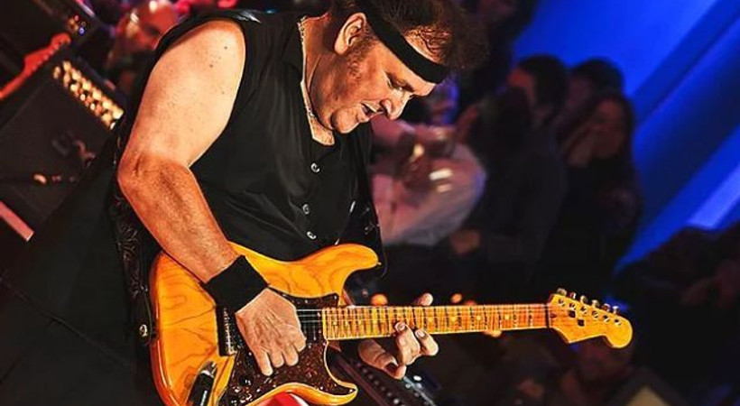 Ünlü gitarist Asım Can Gündüz hayatını kaybetti