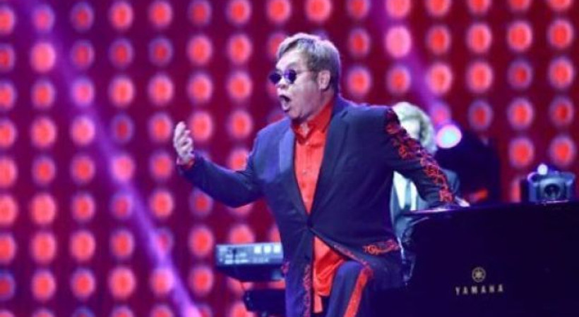 Antalya'dan Elton John geçti!