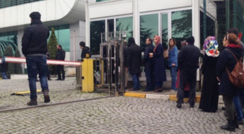 Kayyum'lu Zaman'da ilk gün: Gazete çalışanları kimlik kontrolü ile alınıyor!