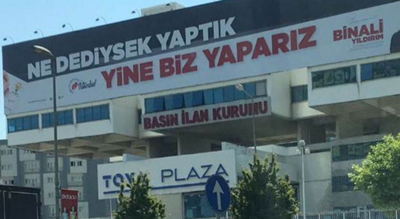 'Basın İlan Kurumu binasına Binali Yıldırım afişi asıldı!'