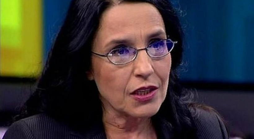 Tarihçi yazar Ayşe Hür hakkında suç duyurusu
