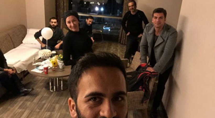 Ünlü oyuncular hastaneye koştu!