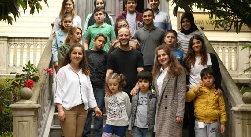 Çukur'un Aliço'su otizmli çocuklarla bir araya geldi!