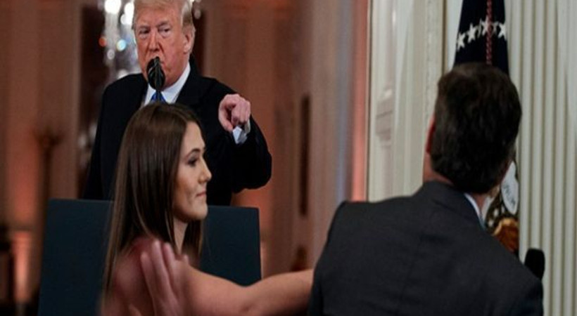 Trump ile tartışan muhabirin basın kartı askıya alındı!